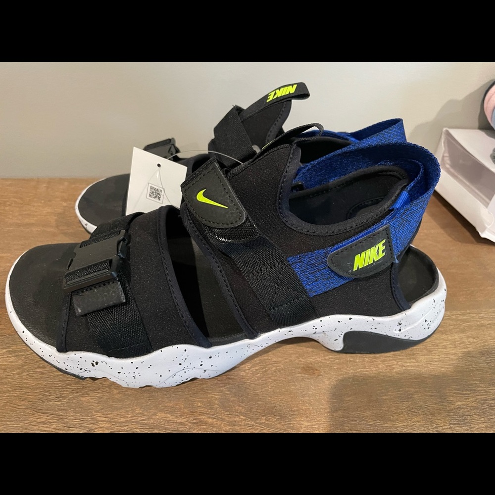 Nike Canyon Sandal mens size 12
